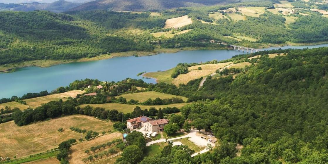 Agriturismo Le Ceregne Bio Пьеве-Санто-Стефано Экстерьер фото